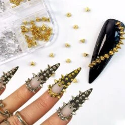 No Brand 6 Grids Metal Star Rivet 3D Nail Decorations -Born Pretty Salon 61246 ZHU 3